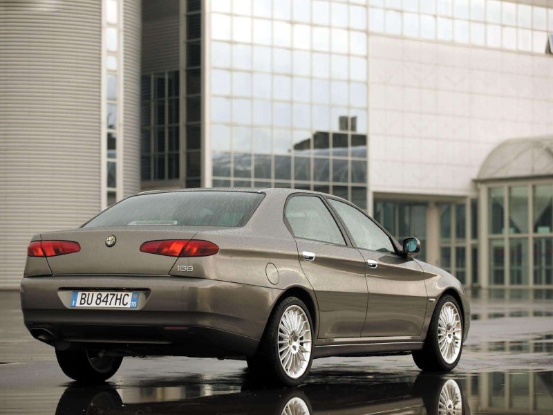 Alfa Romeo 166 2004