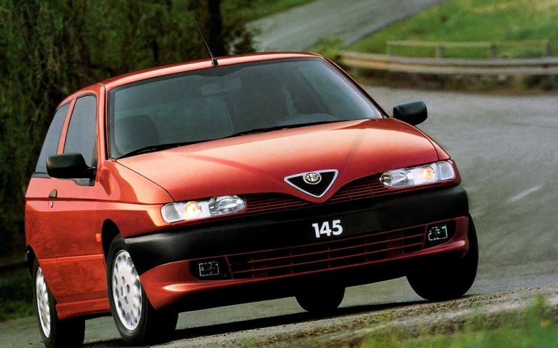 Alfa Romeo 145