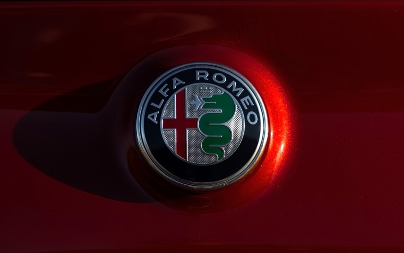 Alfa Romeo logo 2015