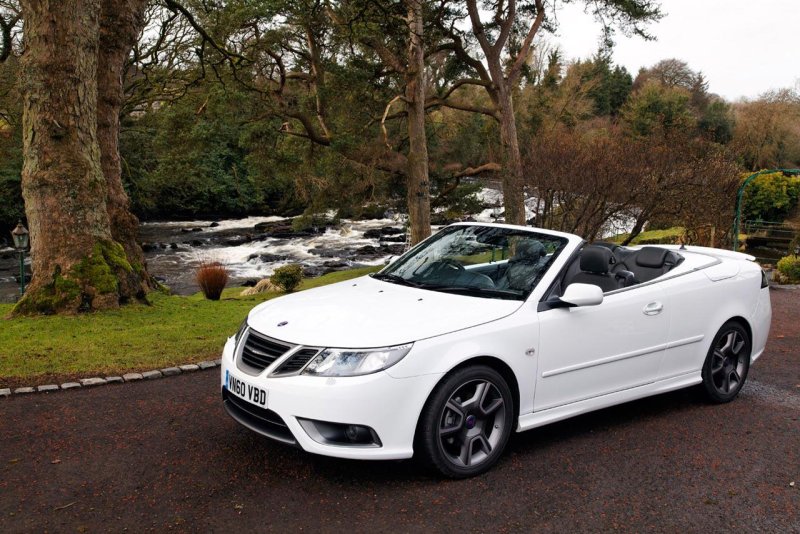Saab 9-3 кабриолет белый