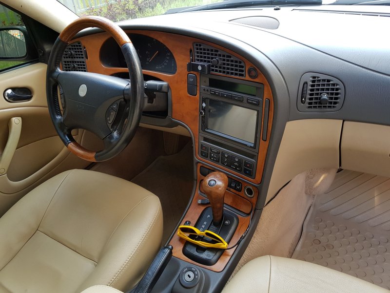Saab 9-3 2000 салон