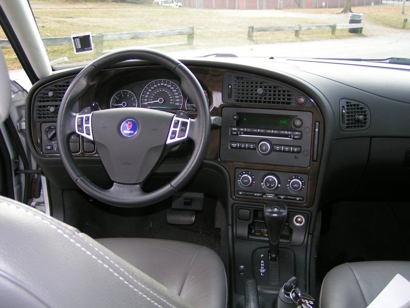Saab 9-5 салон