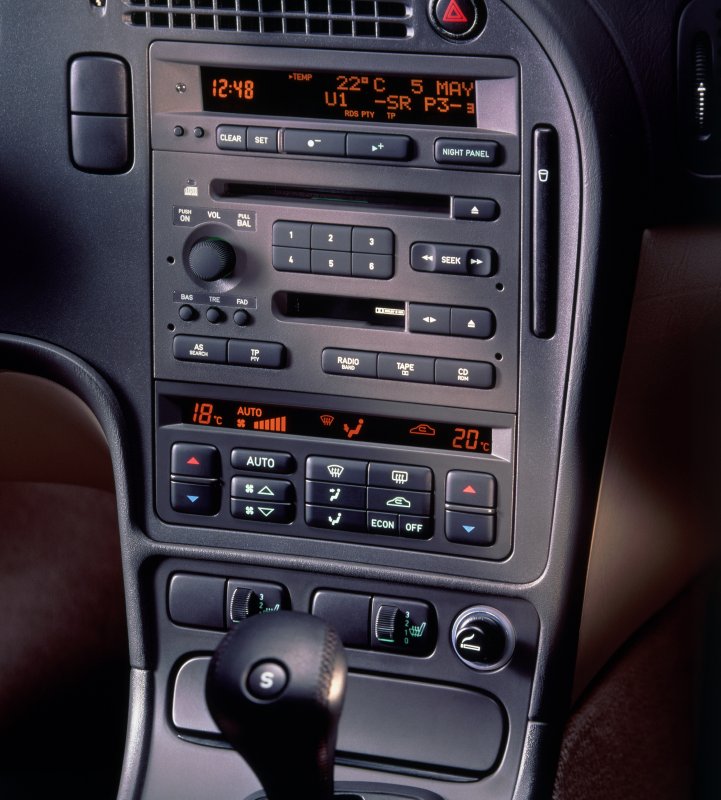 Saab 9-5 панель