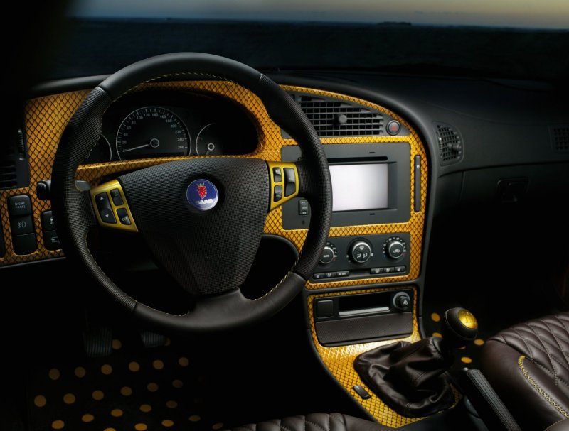 Saab 9-5 Yellow
