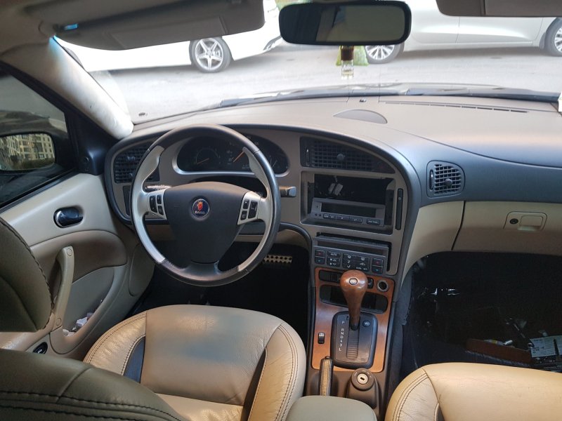 Saab 9-5 2005 салон