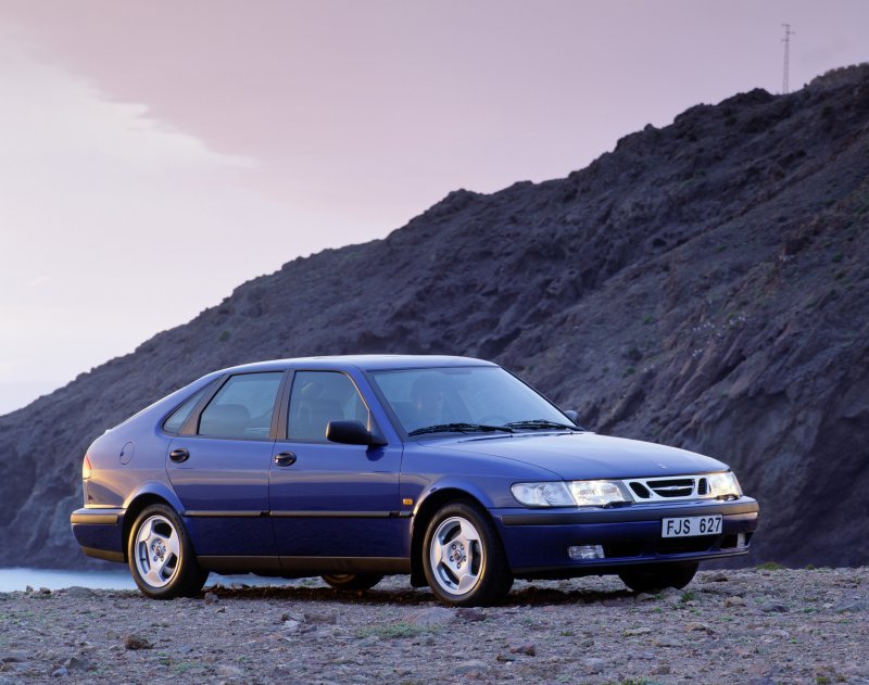 Saab 9-3 (1998—2014)
