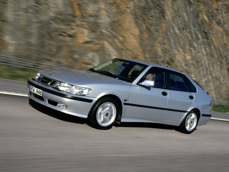 Saab 9-3 (1998—2014)