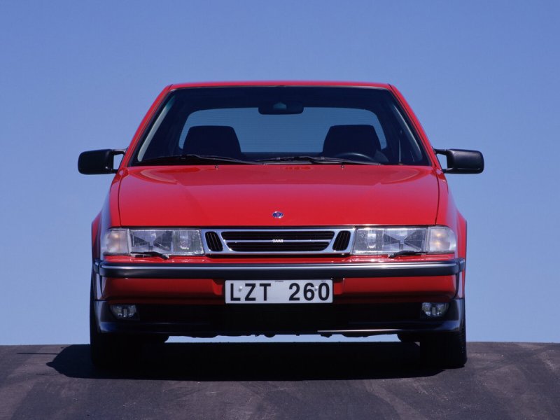 Saab 9000 хэтчбек