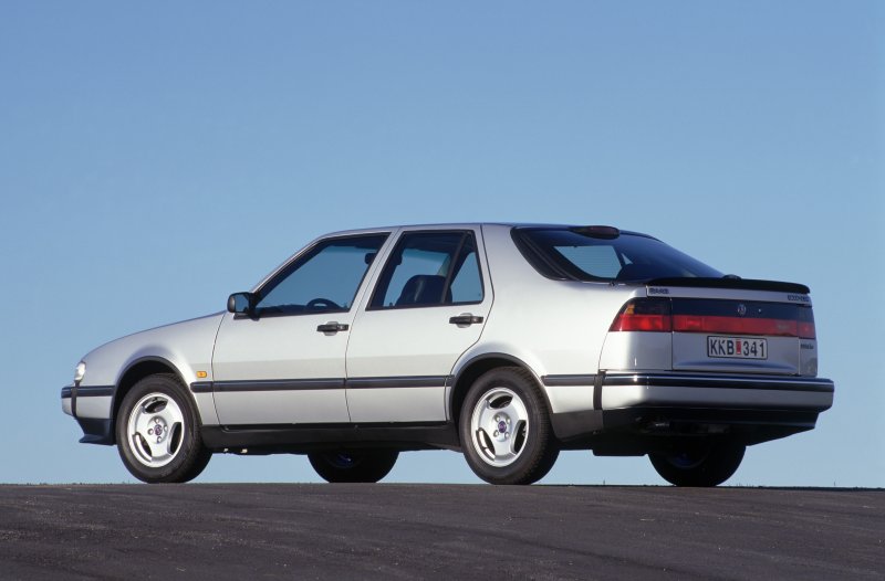 Saab 9000 1984