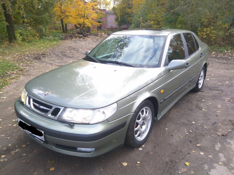 Сааб машина 1998