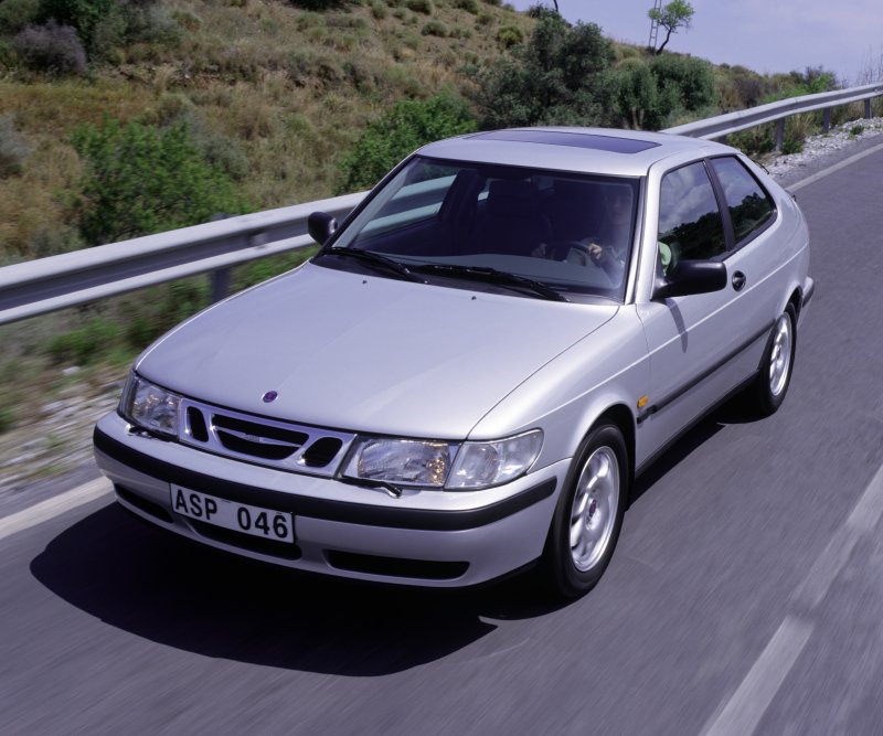 Saab 1999