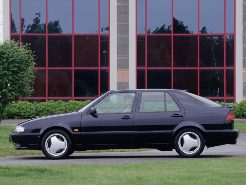 Saab 9000 Aero седан