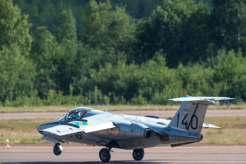 Самолет Сааб 105