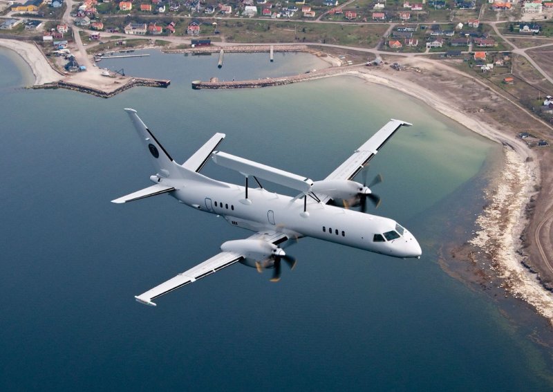Saab 2000 самолет