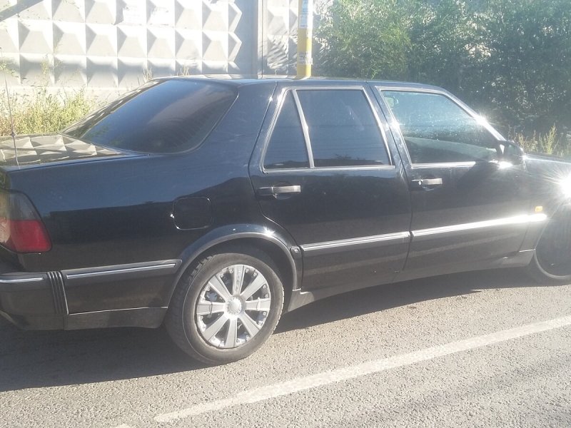 Saab 9000 седан черный