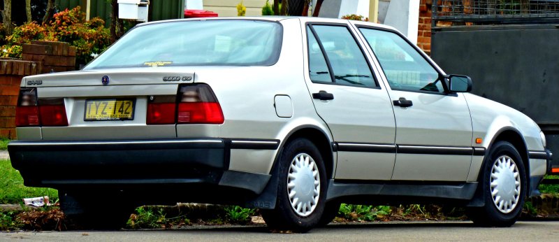 Saab 9000 седан