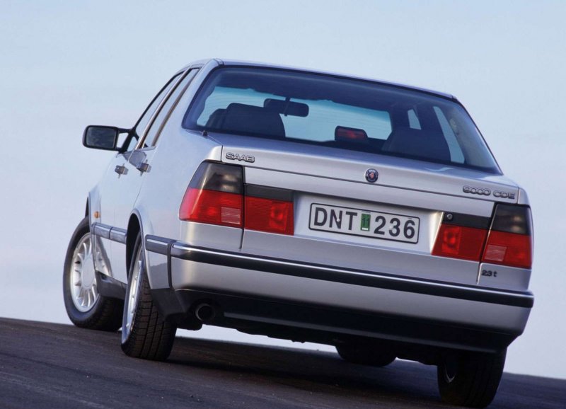 Saab 9000 CD