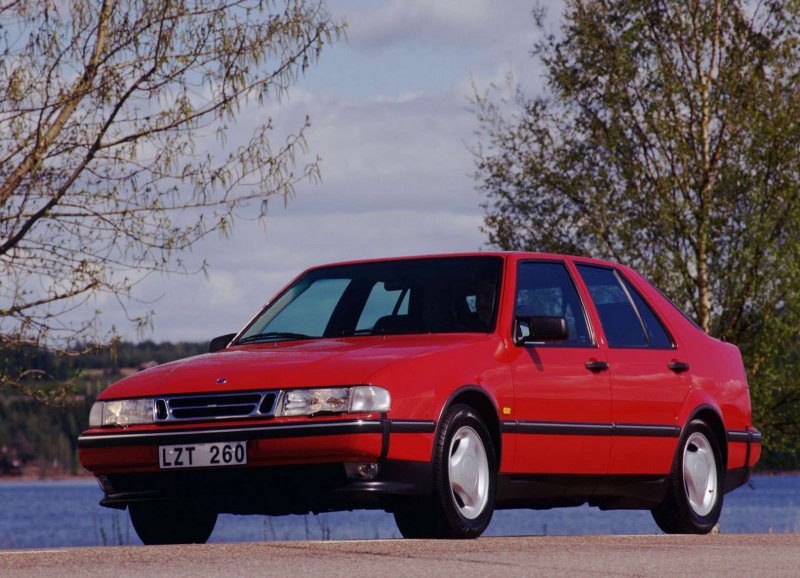 Saab 9000 хэтчбек