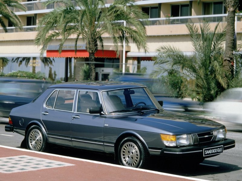 Сааб 900 i