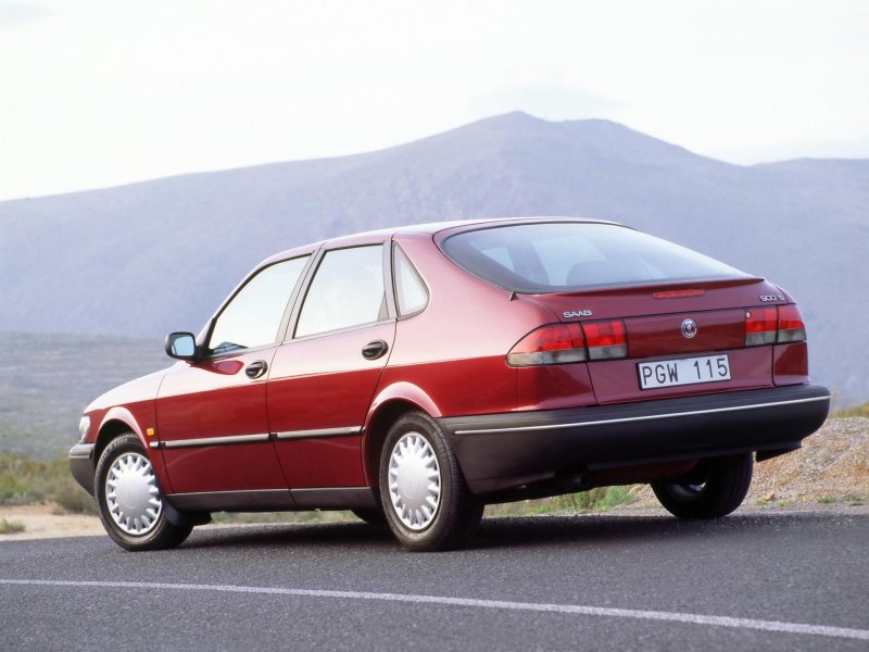 Saab 900s