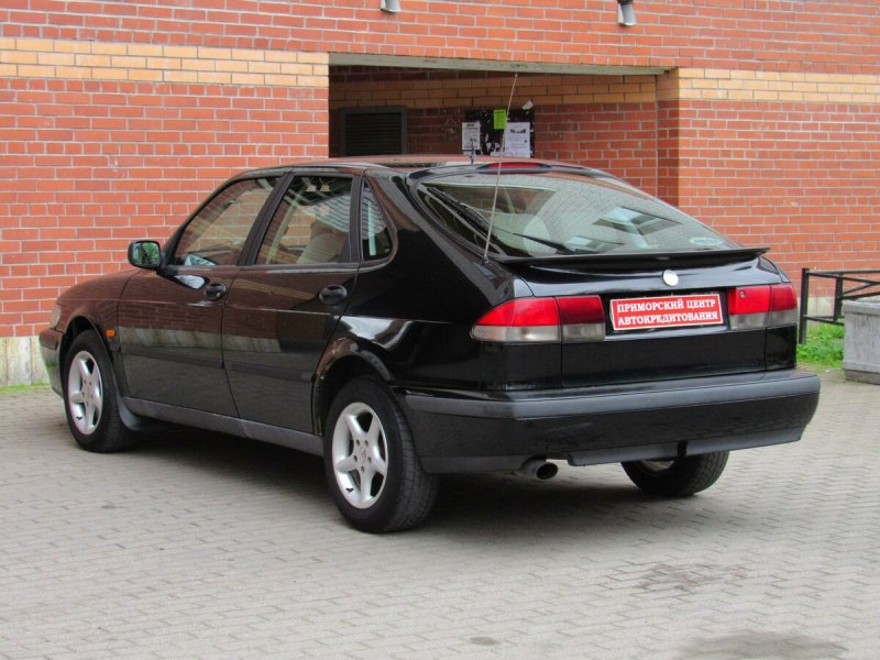 Saab 900 II лифтбек