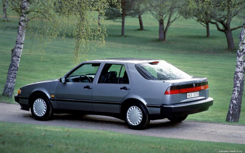 Saab 9000 хэтчбек