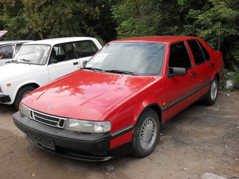 Saab 9000 1985