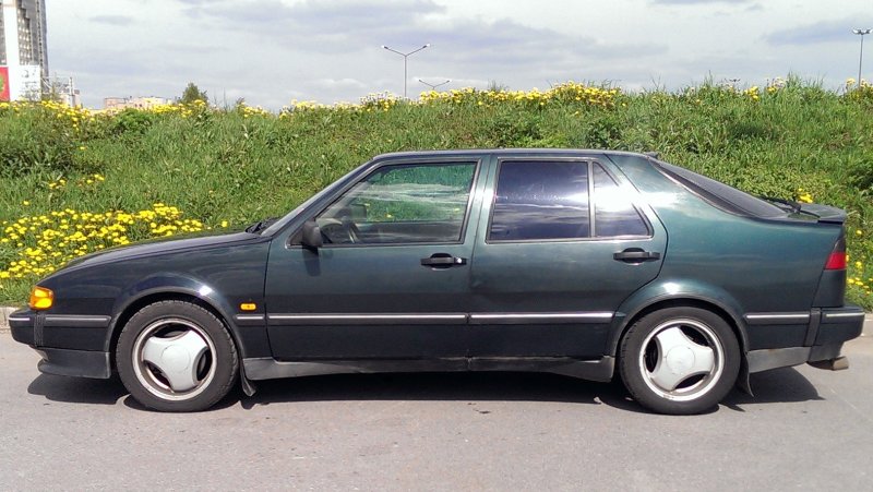 Saab 9000 сбоку