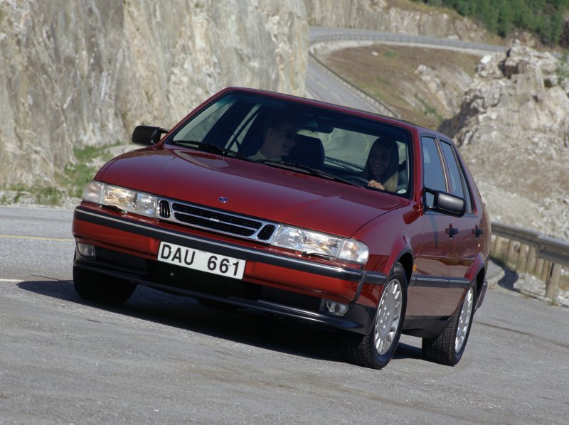 Saab 9000 CS 2.3