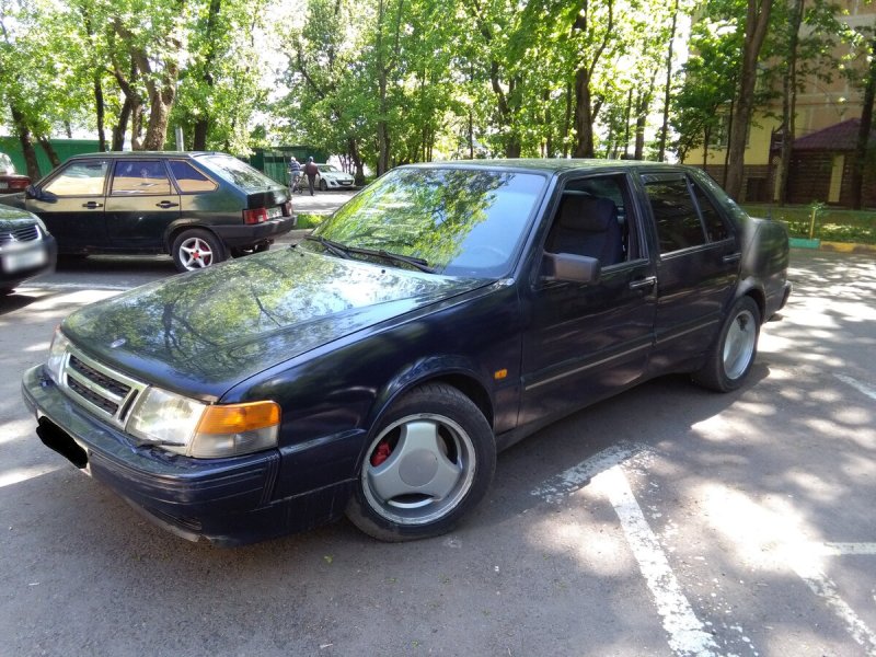 Сааб 9000 седан зеленый