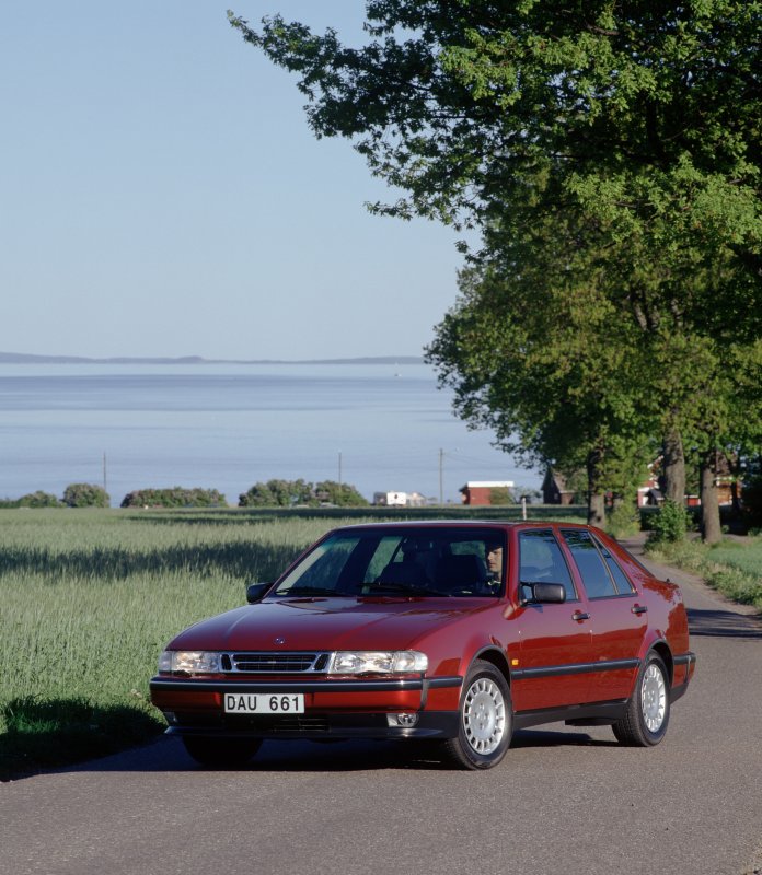 Saab 9000 CS 2.3