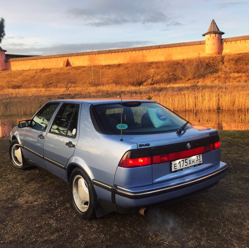 Saab 9000 2.3