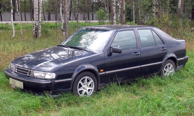 Серпы Сааб 9000
