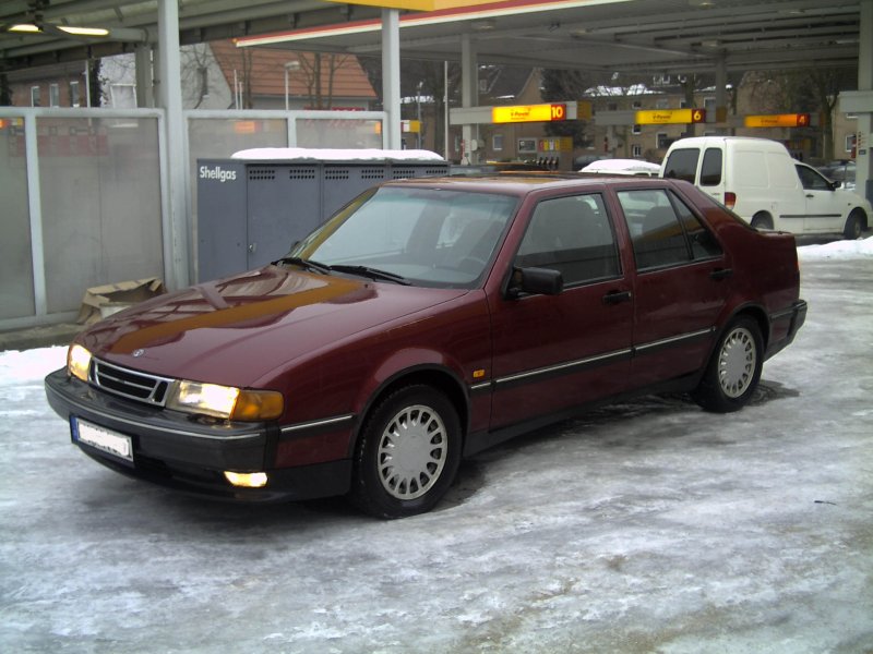 Saab 9000 дорест