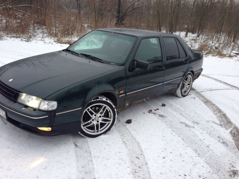 Сааб 9000 седан