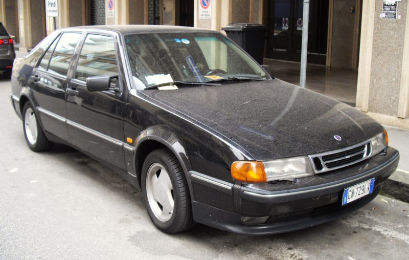 Сааб 9000 1990 седан