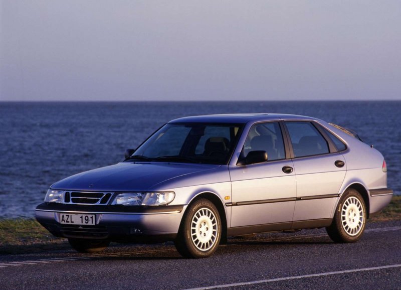 Saab 900 2