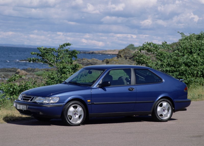 Сааб 900 se