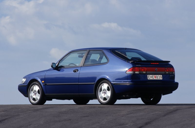 Saab 900 Coupe