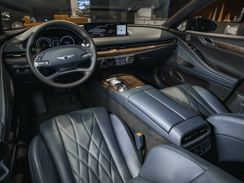 Genesis g90 2022