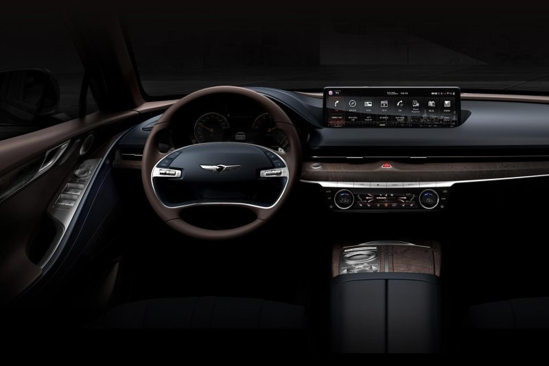 Новый седан Genesis g80