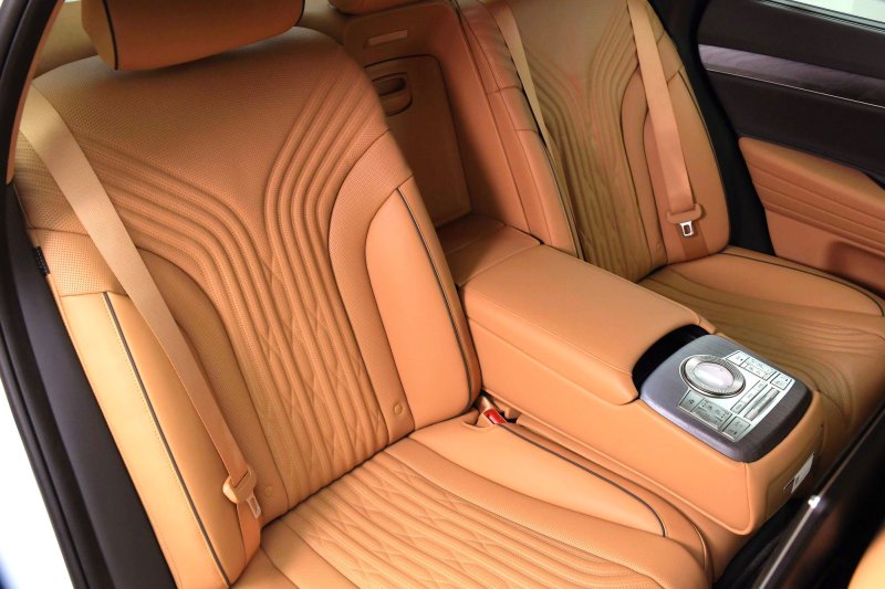 Genesis g80 2020 салон