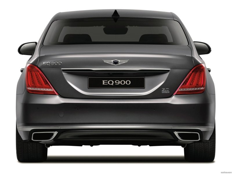 Hyundai Genesis g90 зад