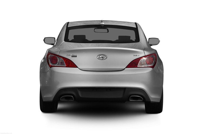 Hyundai Genesis 2012