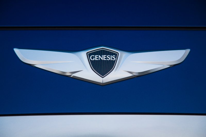 Genesis g90 логотип
