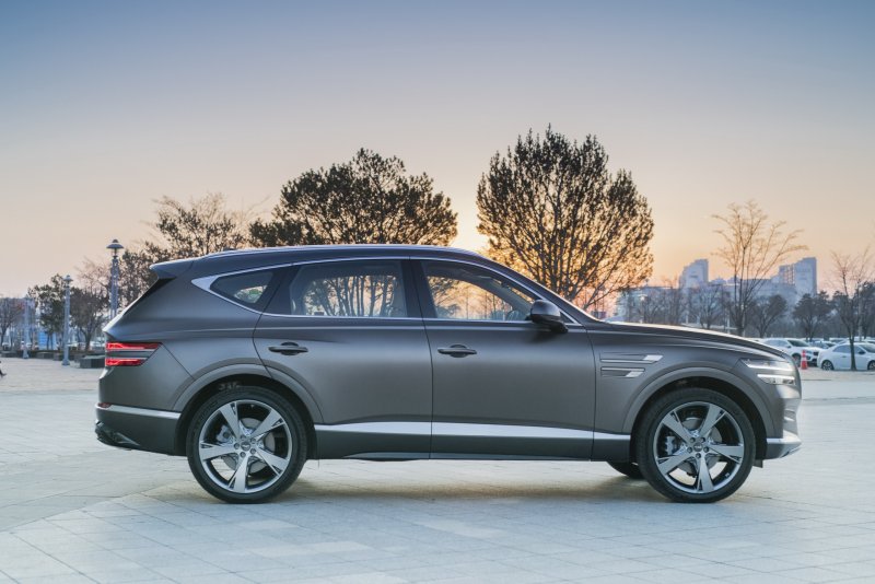 Hyundai Genesis gv80