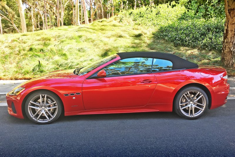 Genesis Cabriolet