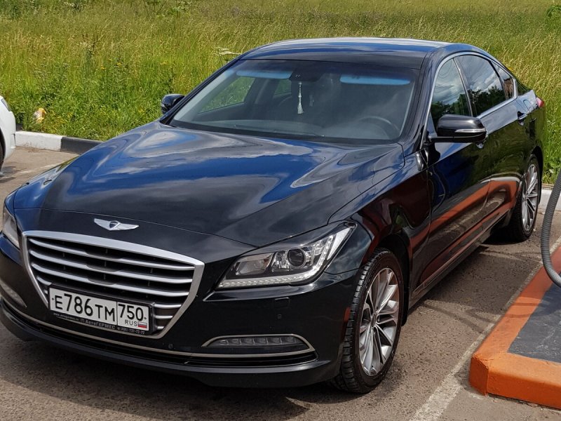 Hyundai Genesis 2015