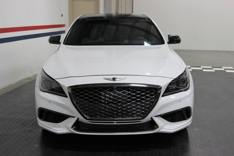 Genesis g80 Sport 3.3 белый