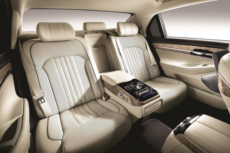 Genesis g90 long салон